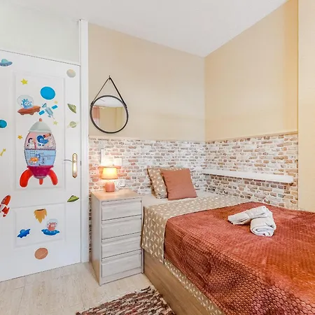 Arcoiris 2 Bedroom Duplex With Patio * Callao Salvaje