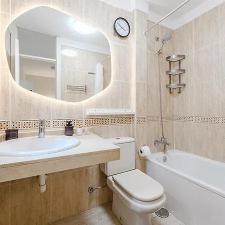 Arcoiris 2 Bedroom Duplex With Patio Callao Salvaje