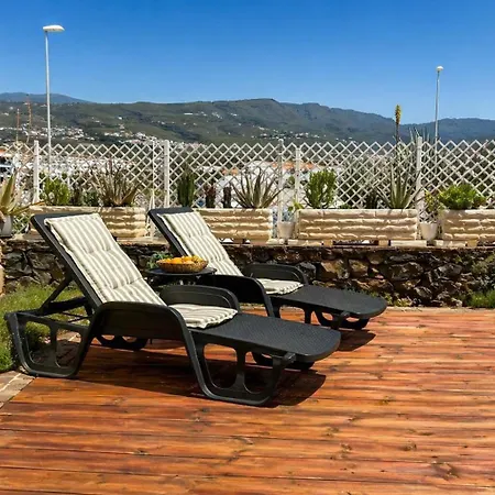 Arcoiris 2 Bedroom Duplex With Patio * Callao Salvaje