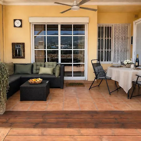 Arcoiris 2 Bedroom Duplex With Patio * Callao Salvaje